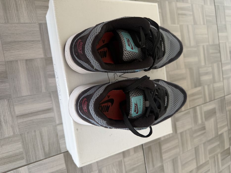 Adidasi nike air max de fete marimea 38