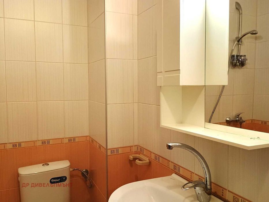 Дава се под наем Двустаен апартамент в София, Дървеница - 68 кв.м за 613.55 € - Снимка #8