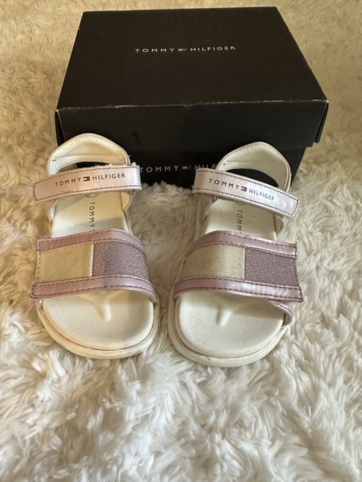Sandale Tommy Hilfiger marimea 21