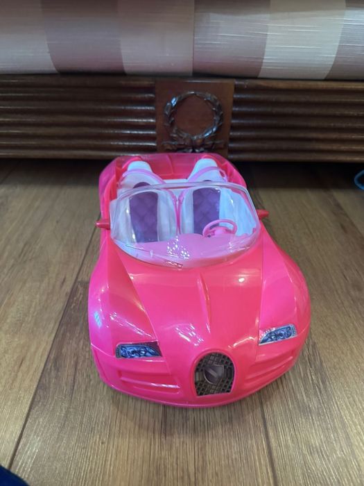 Продам машинку для барби . Новая