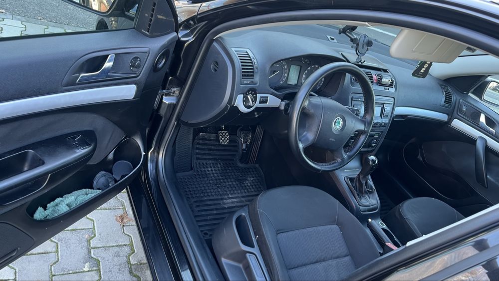 Skoda octavia 1.6 benzina