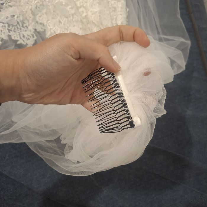 Дълъг сватбен воал с гребенче