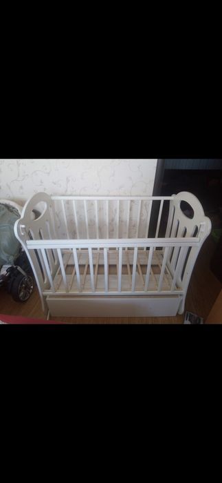 Манежка кроватка