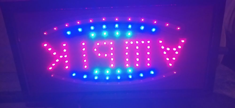 Светящиеся мигающщее табло