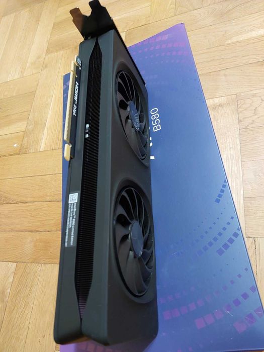 Intel Arc B580 12GB , видео карта