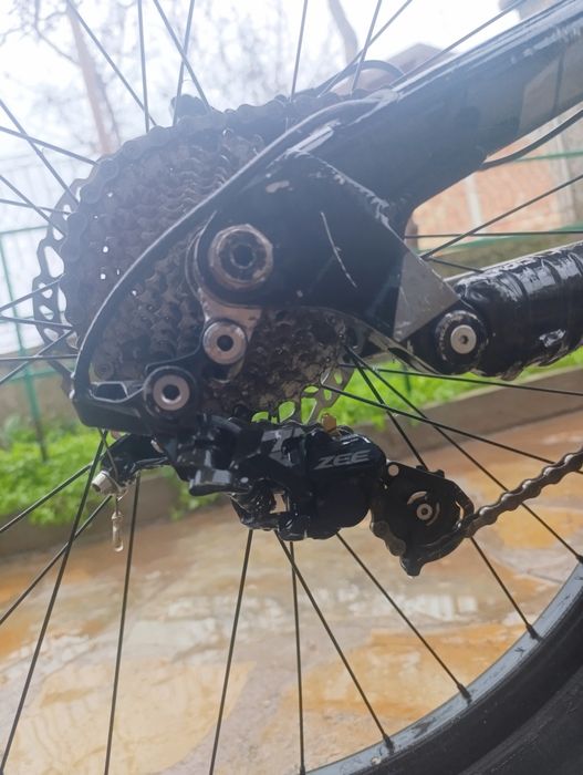 Yt tues 2015 година алуминиево