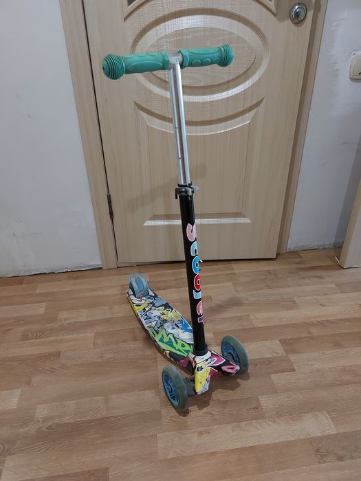 Продам детский самокат