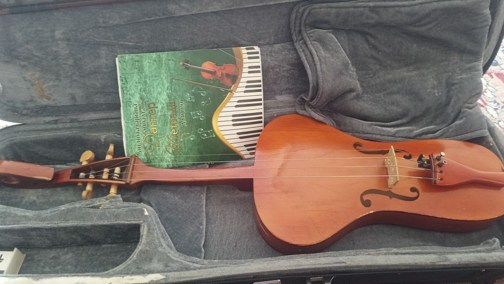 Прима қобыз сатылады дыбысы жақсы қолданып жүрген