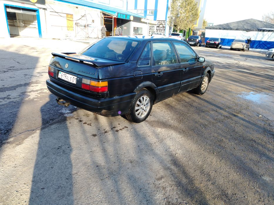 Продам автомобиль Volkswagen Passat  B3