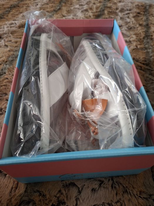 Продам летние шлепки.