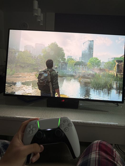 Asus Rog Strix OLED XG32UCDS