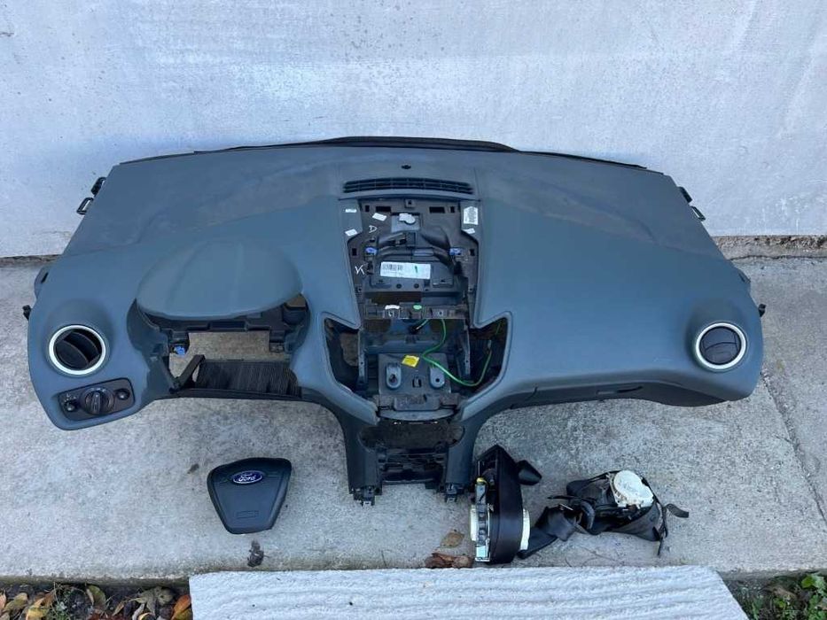 арматурно табло Ford Fiesta