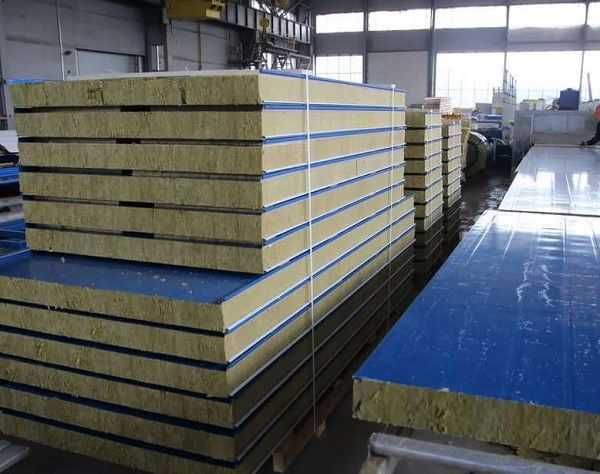 Сендвич-панели для складов и СТО