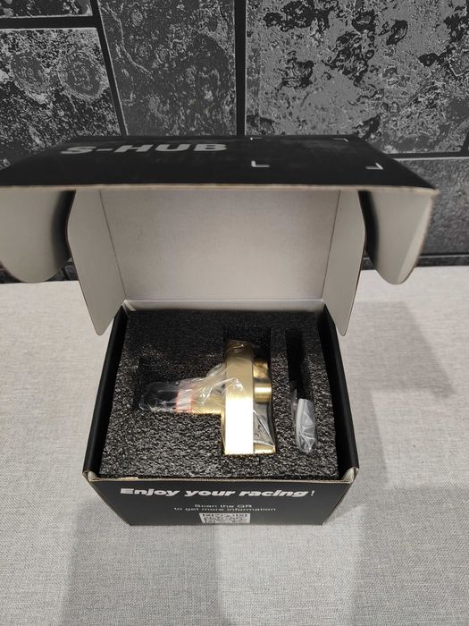 Simube Podium Hub pentru Fanatec