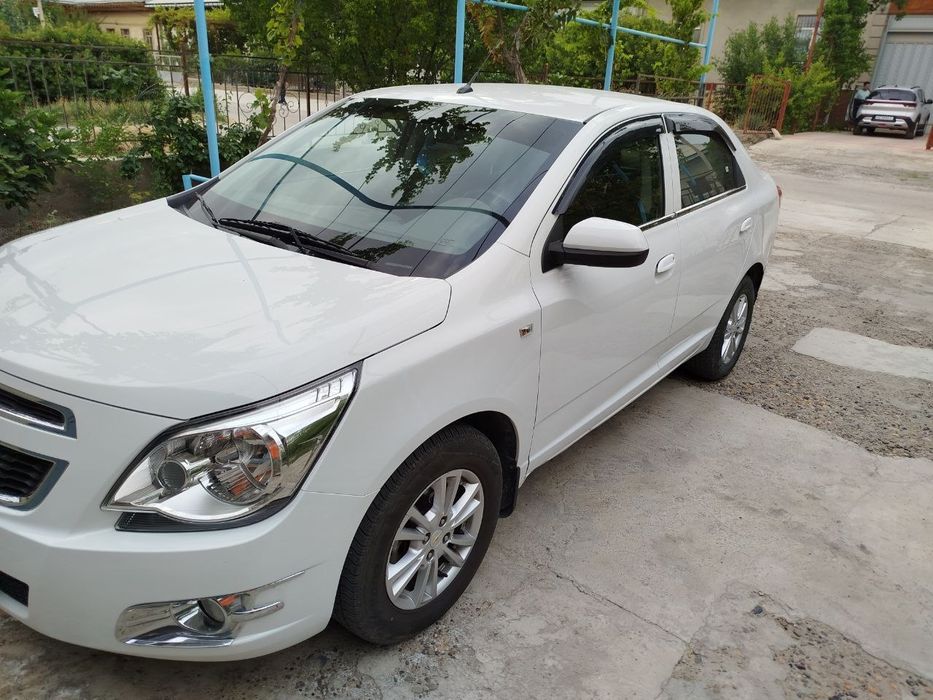 Mashina Avtomat Cobalt