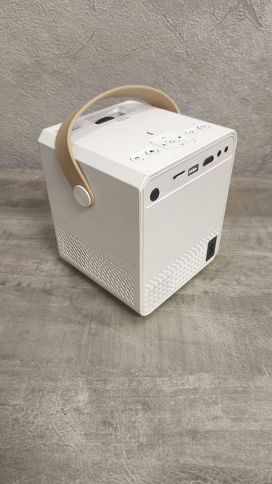 Продам LED-проектор (Б/У)