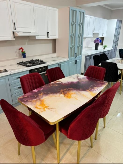 Стол стулья для кухни