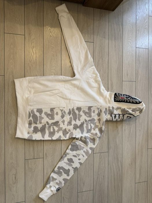 Bape hoodie black and red