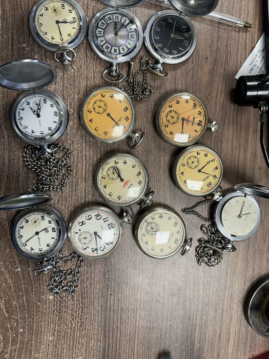 Джобни часовници молния