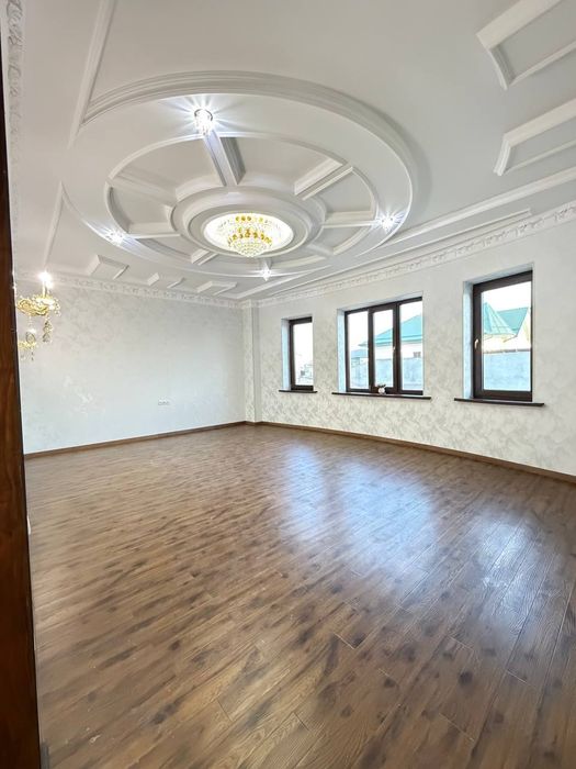 Евро дом Хонобод 5 соток, 6 комнаты.  Срочно продаётся евро дом