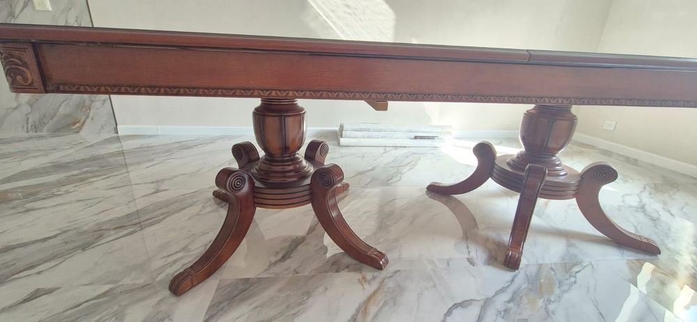 Продам стол в хорошем состоянии