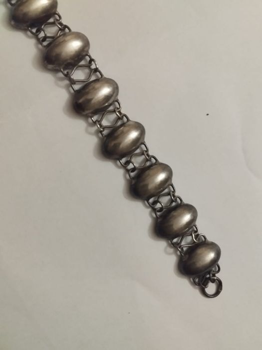 Продам браслет серебро