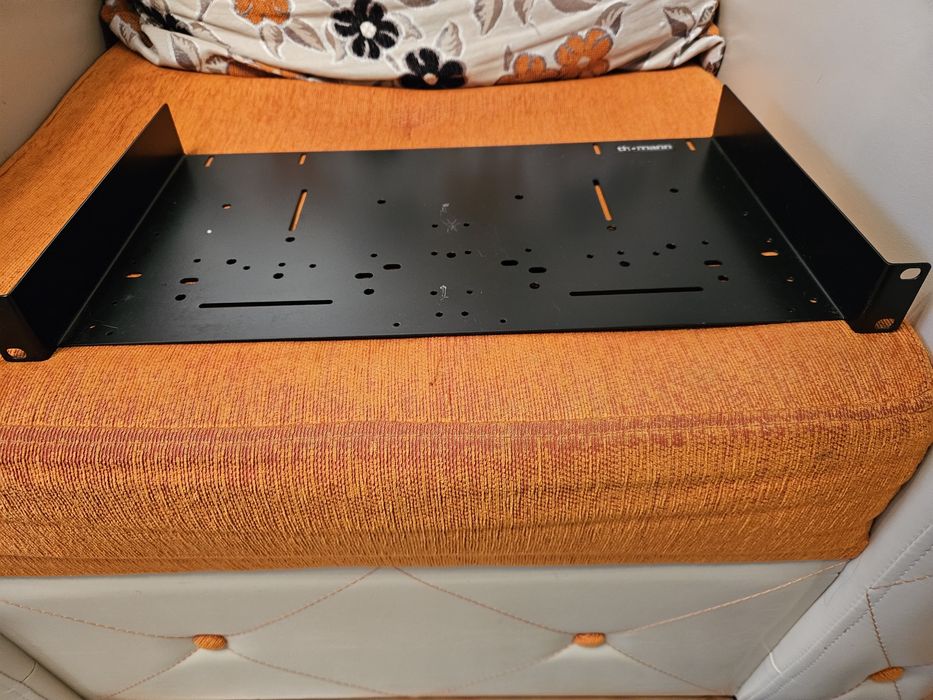 Adaptor Rack Thon Rack Adapter 1U 25 – 19 Inchi, Stare Perfecta