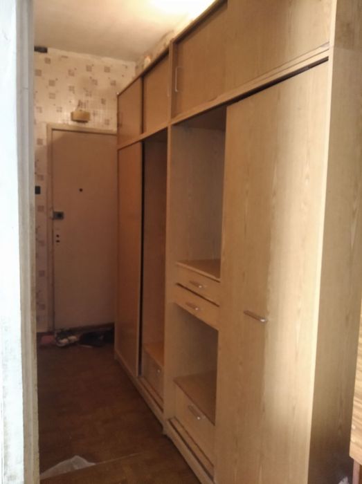 Шкаф для прихожей