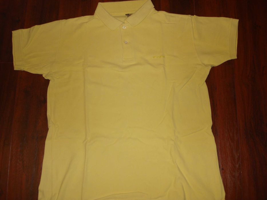 Стильное Поло Unlocked