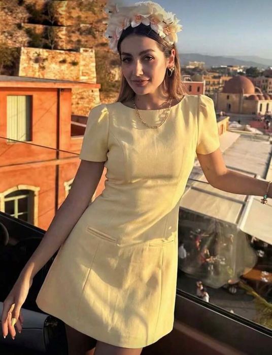 Жълта лятна рокля тип Zara