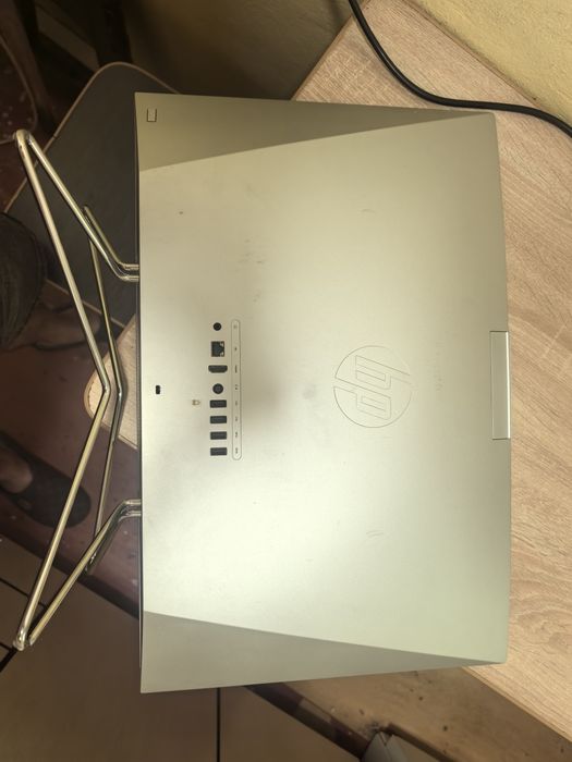 HP all-in-one pc model TPC-Q068-24