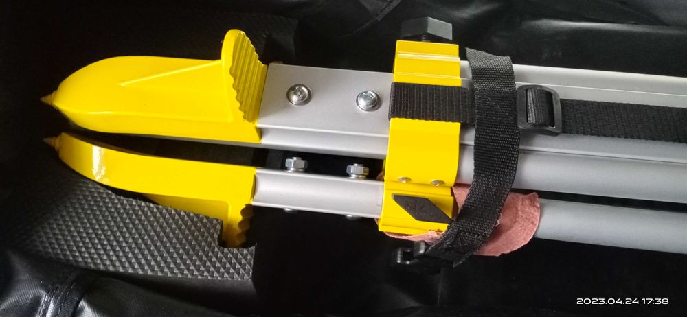 Штатив Leica GST74 для увеличения высоты радио антенны до 5 м