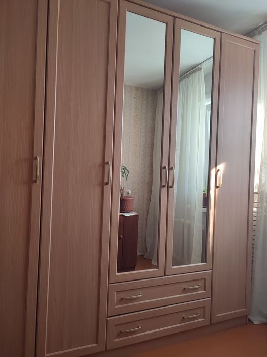 Шкаф в отличном состоянии