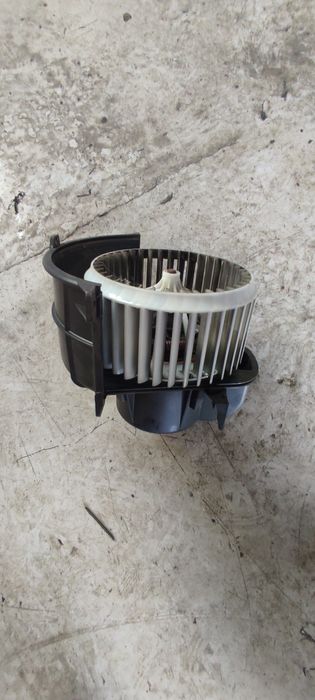 Вентилатор купе volkswagen touareg 2006