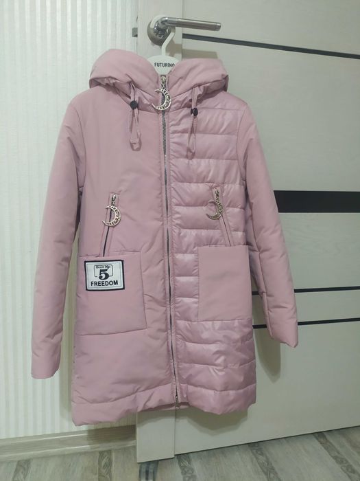 Демисезонная куртка 134-140