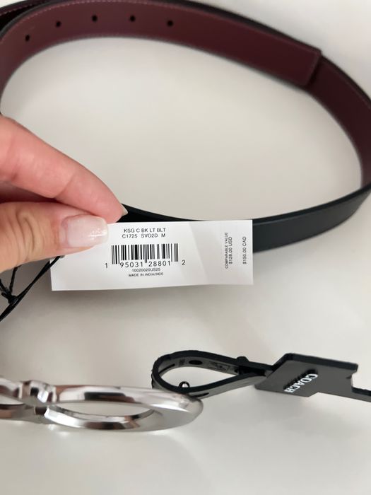 Дамски черен колан Coach