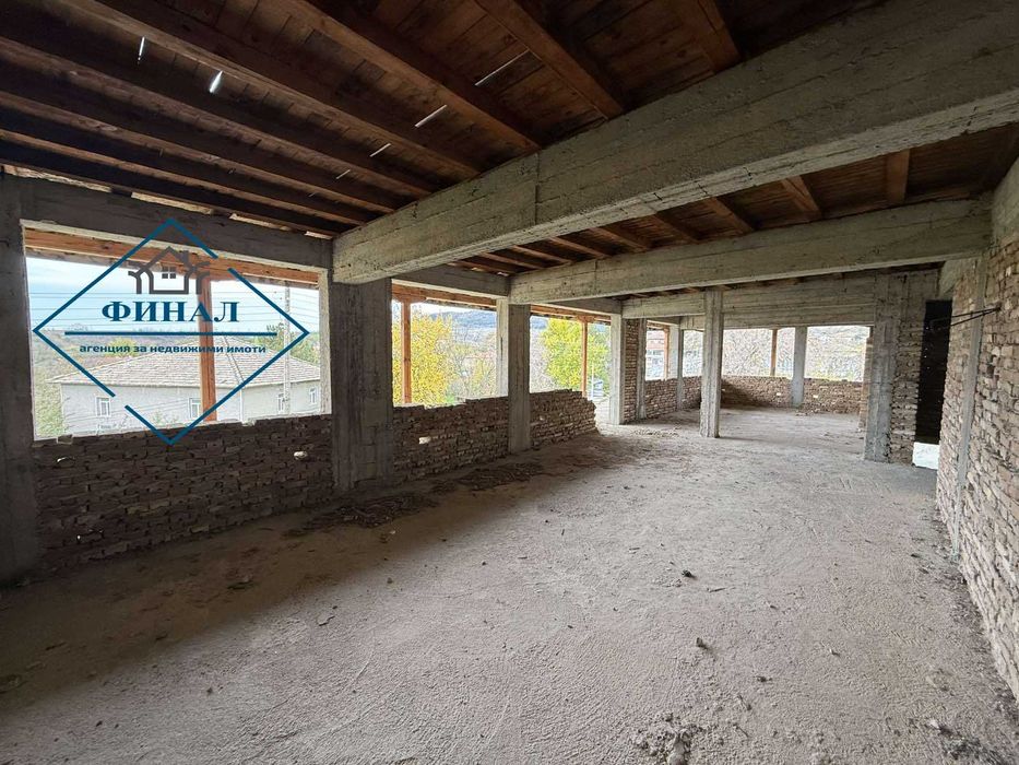 Продава се Промишлена сграда в с. Памукчии, Област Шумен - 813 кв.м за 189 €/кв.м - Снимка #11