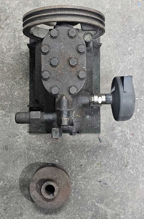 Компресорна глава