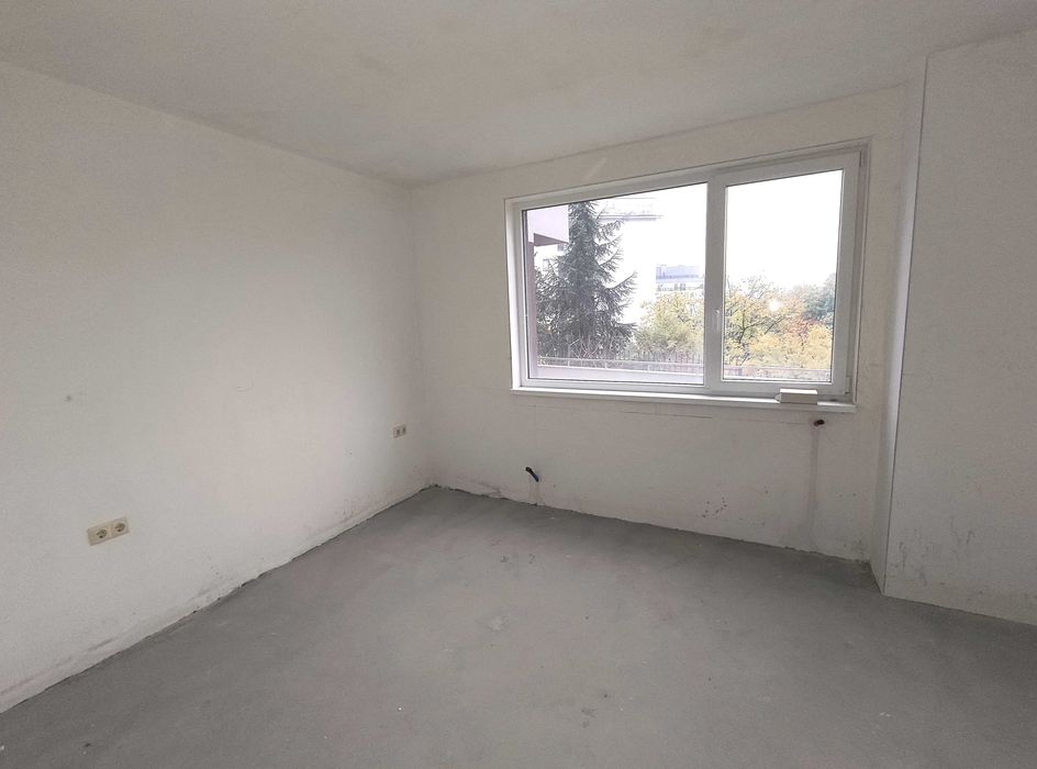 Продава се Тристаен апартамент в Стара Загора, ОРБ - 116 кв.м за 1018 €/кв.м - Снимка #9