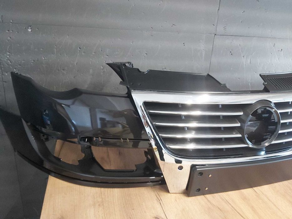 Bara Fata&Grila Radiator VW Passat B6 2005-2011 (LC8Z (Maro))