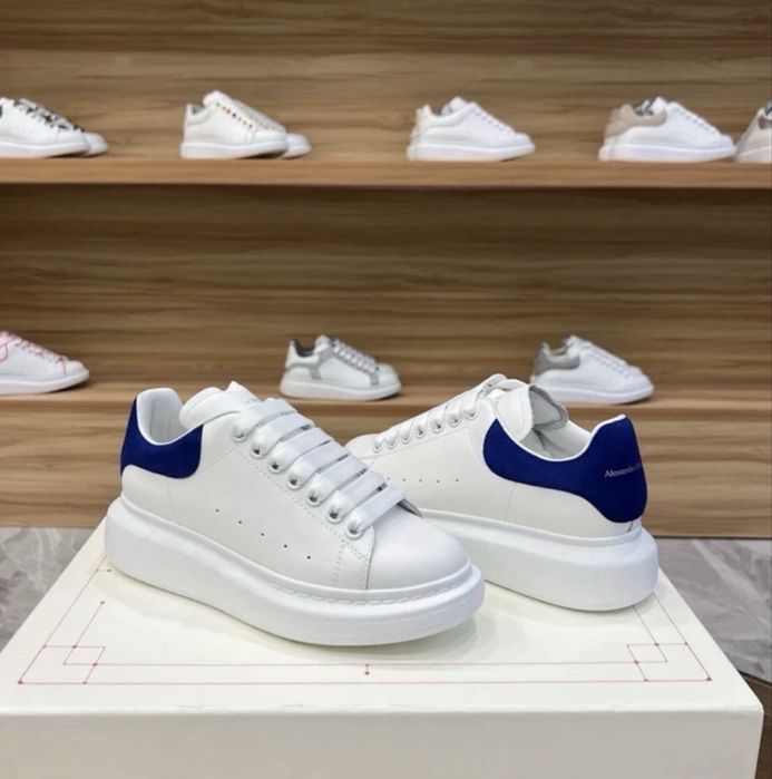 Alexander McQueen PREMIUM