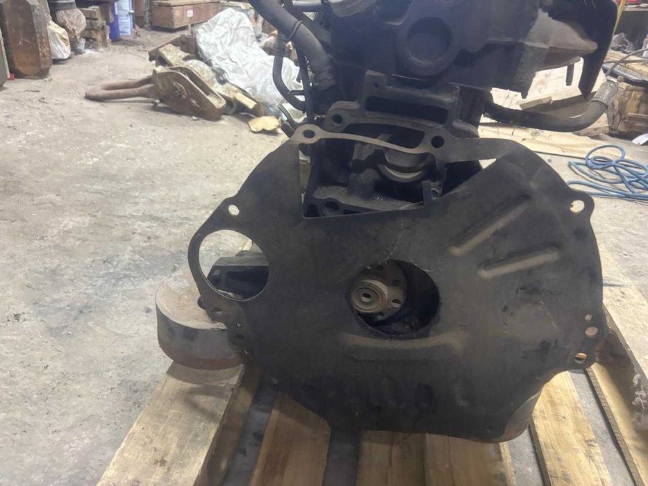 Двигатель Toyota 4,2 дизель.