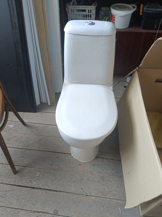 Продам унитаз б/у