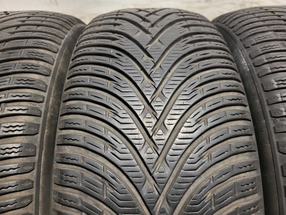 225/55/17 BF Goodrich / зимни гуми