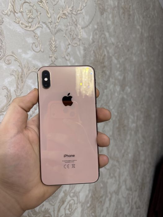Продам iPhone XS Max 64GB