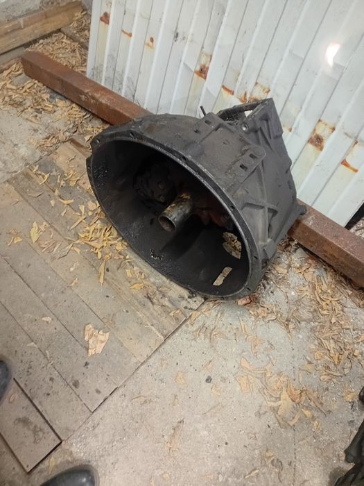 Запчасти от кпп. Рено магнум