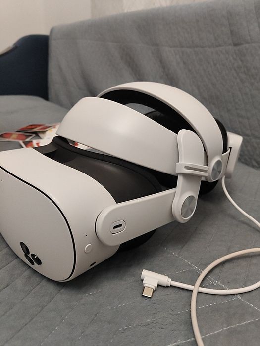 Продам VR очки Meta Quest 3s