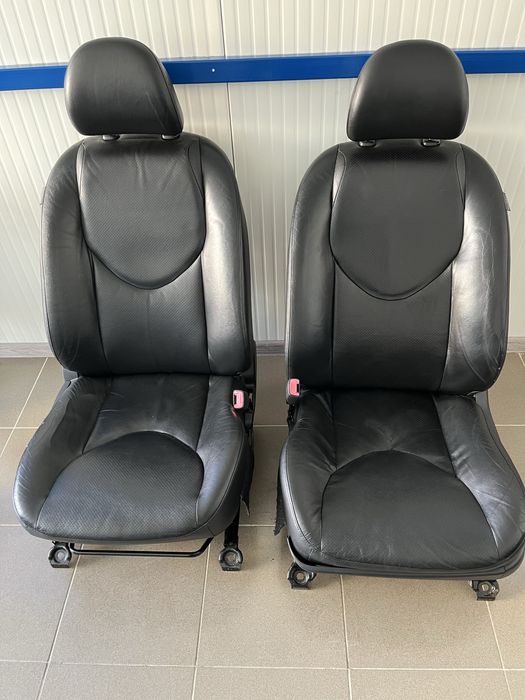 Кожен салон за toyota rav4