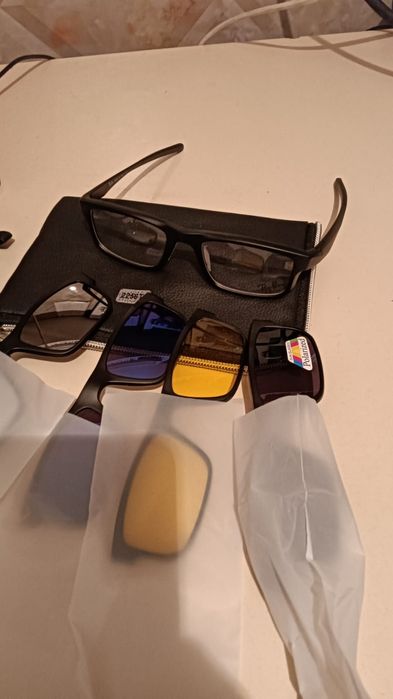 Продам солнцезащитные очки оптом