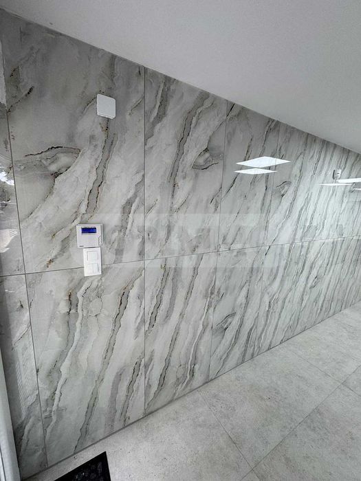 Дава се под наем Офис в Варна, Лятно кино Тракия - 53 кв.м за 767 € - Снимка #1